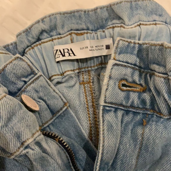 Zara size US6 paper bag baggy pants, light denim - Picture 2 of 2